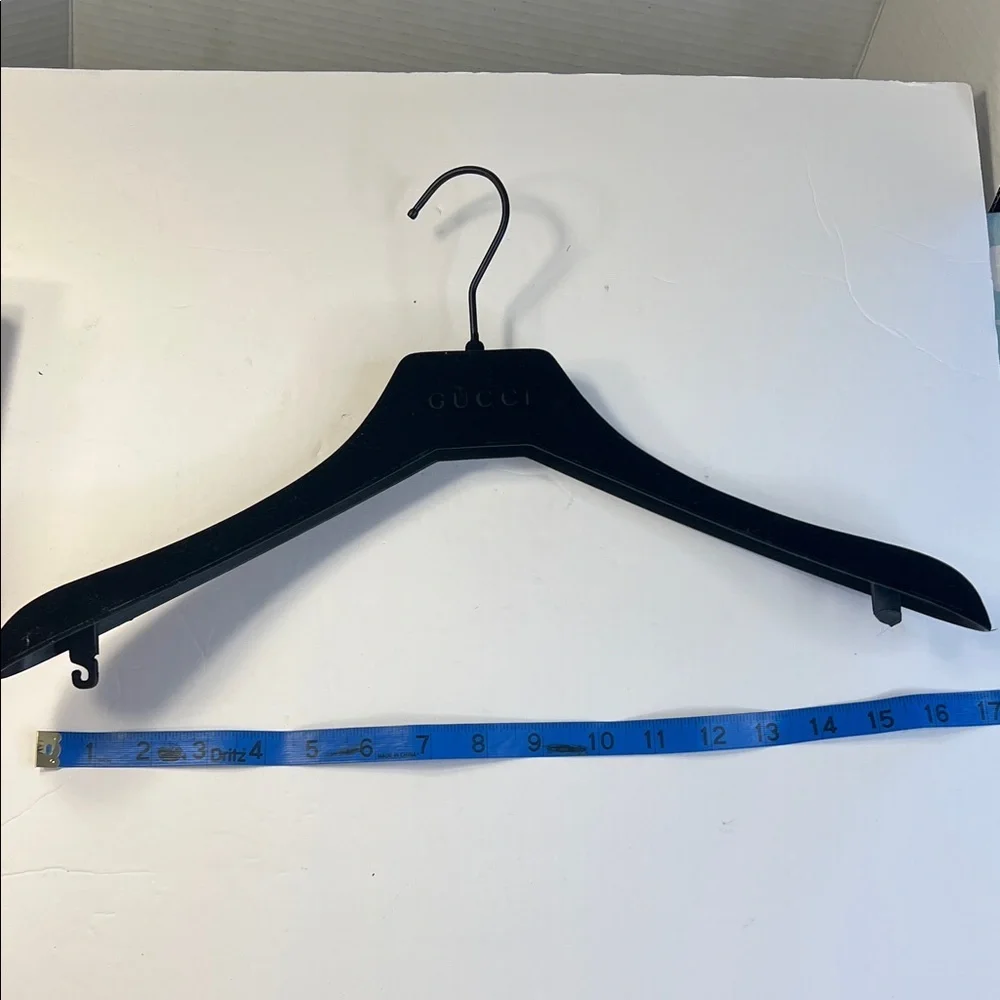 Gucci Black Designer Hanger - Picture 3 of 12